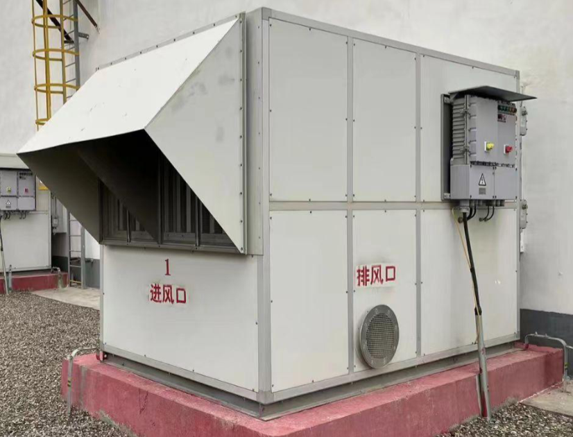 調(diào)相機(jī)房防護(hù)屏障自清潔沙塵機(jī)組